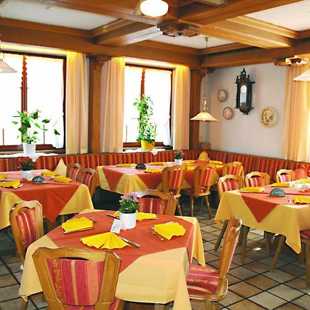 Hotel Schwarzes Ross Schwarzach am Main Dış mekan fotoğraf