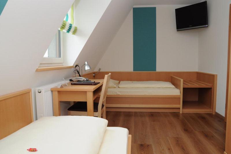 Hotel Schwarzes Ross Schwarzach am Main Dış mekan fotoğraf
